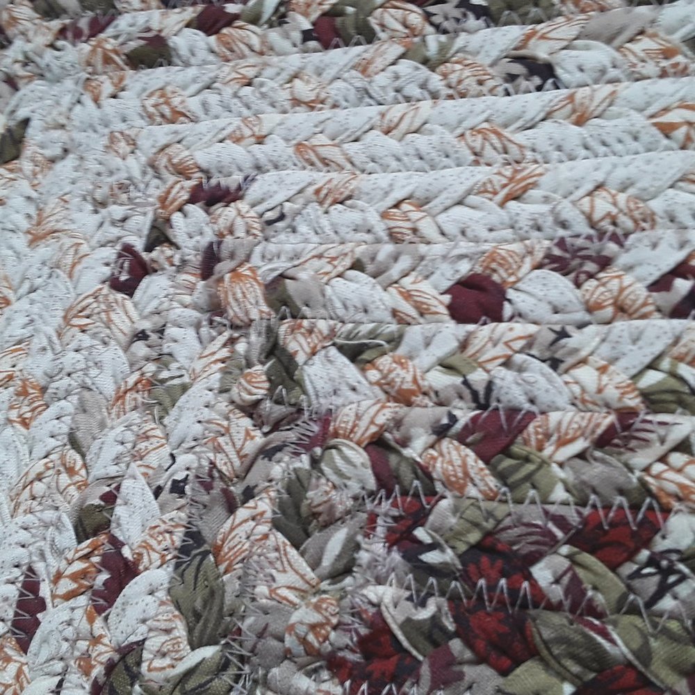 Braided Rug Style Placemat - Picture 3 of 4
